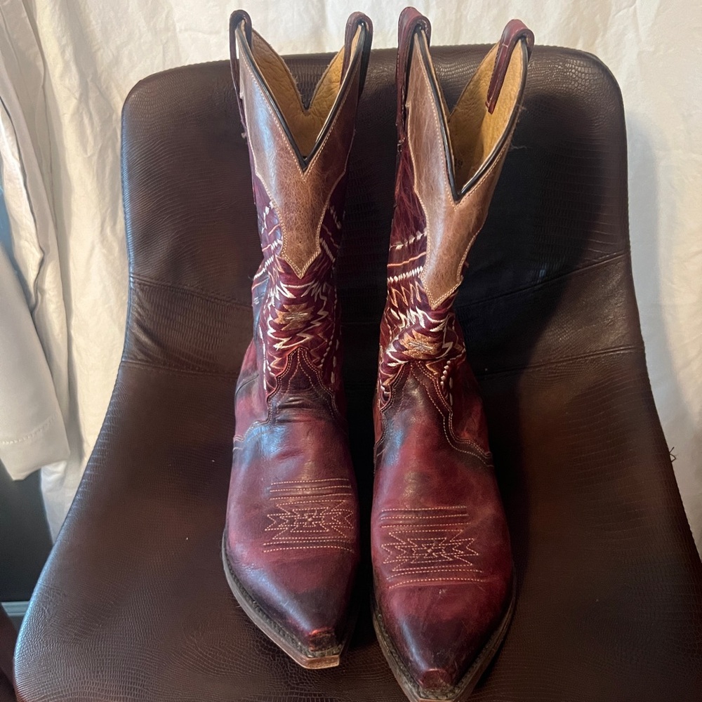 Roper boots worn once for wedding size 7 1/2